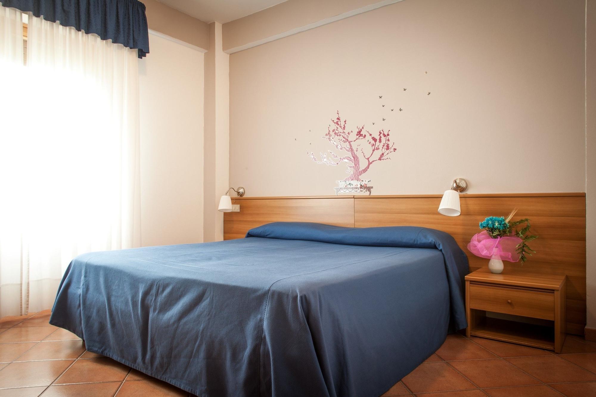 Piccolo Hotel Aurora Abbadia San Salvator Eksteriør billede
