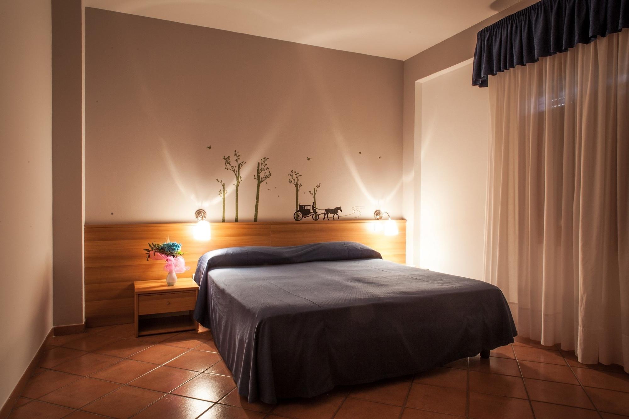 Piccolo Hotel Aurora Abbadia San Salvator Eksteriør billede