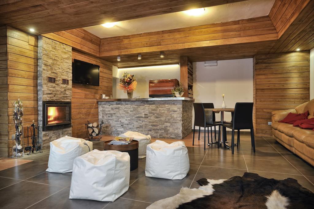 Piccolo Hotel Aurora Abbadia San Salvator Eksteriør billede