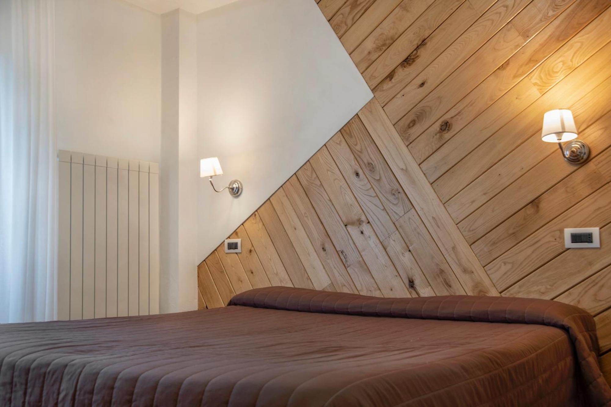 Piccolo Hotel Aurora Abbadia San Salvator Eksteriør billede