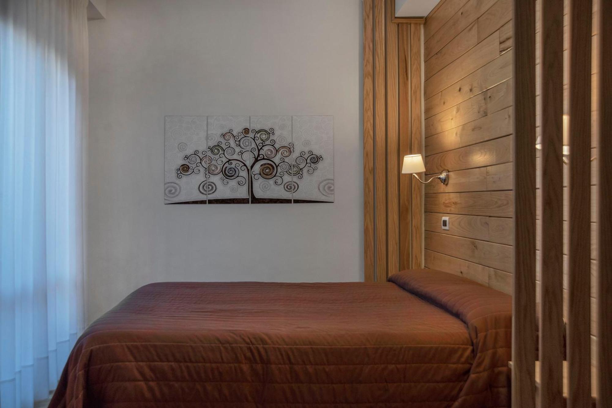 Piccolo Hotel Aurora Abbadia San Salvator Eksteriør billede