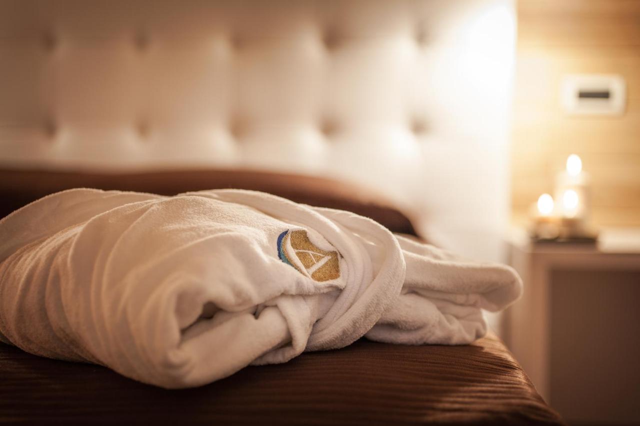 Piccolo Hotel Aurora Abbadia San Salvator Eksteriør billede